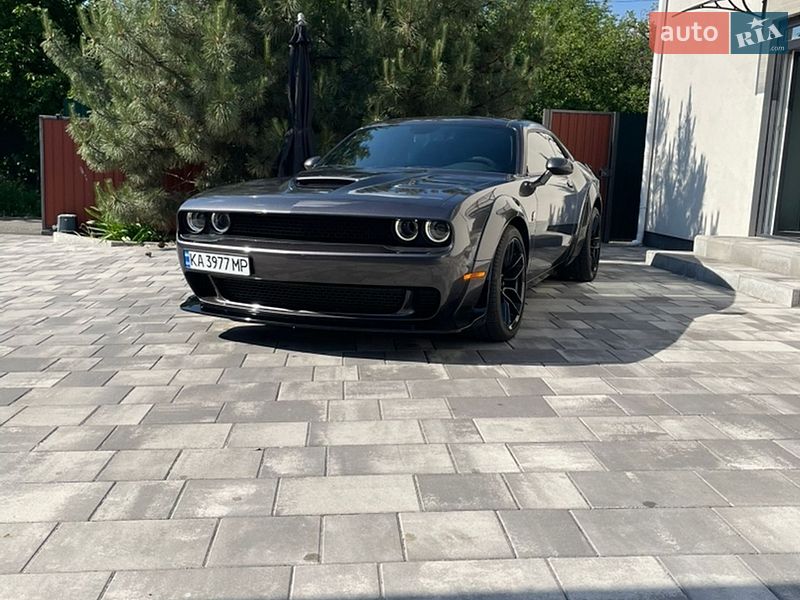 Купе Dodge Challenger 2020 в Киеве