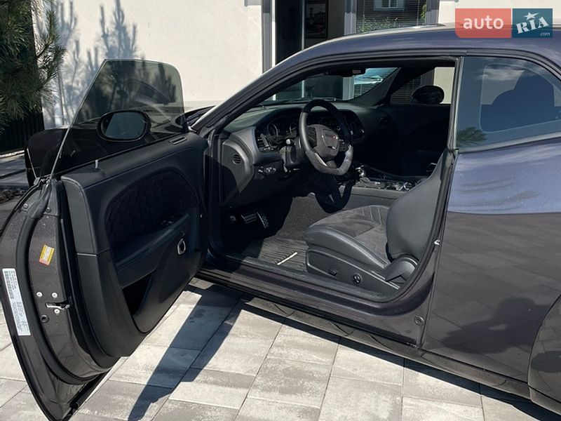 Купе Dodge Challenger 2020 в Киеве
