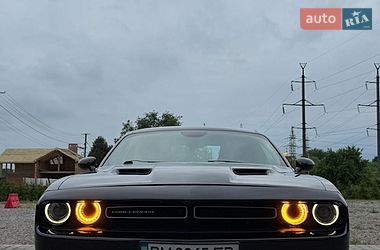 Купе Dodge Challenger 2017 в Львові