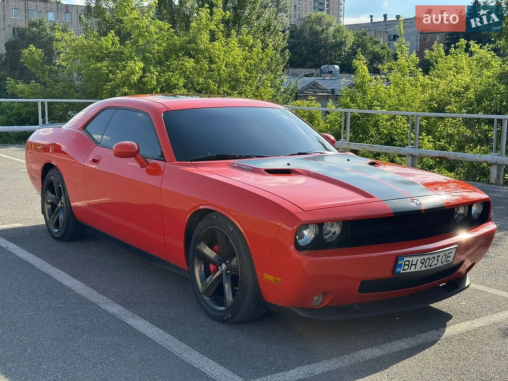 2010 Dodge Challenger - мініатюра 2