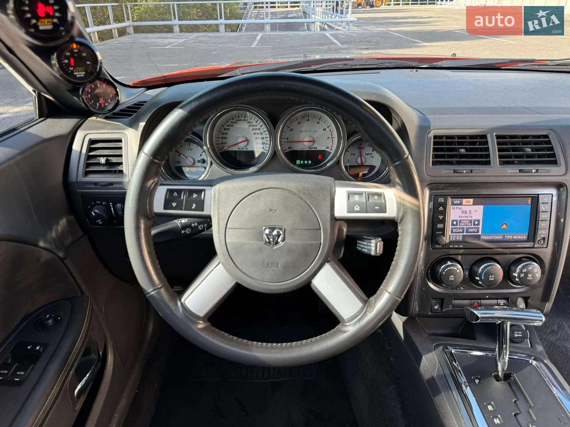 2010 Dodge Challenger - мініатюра 11