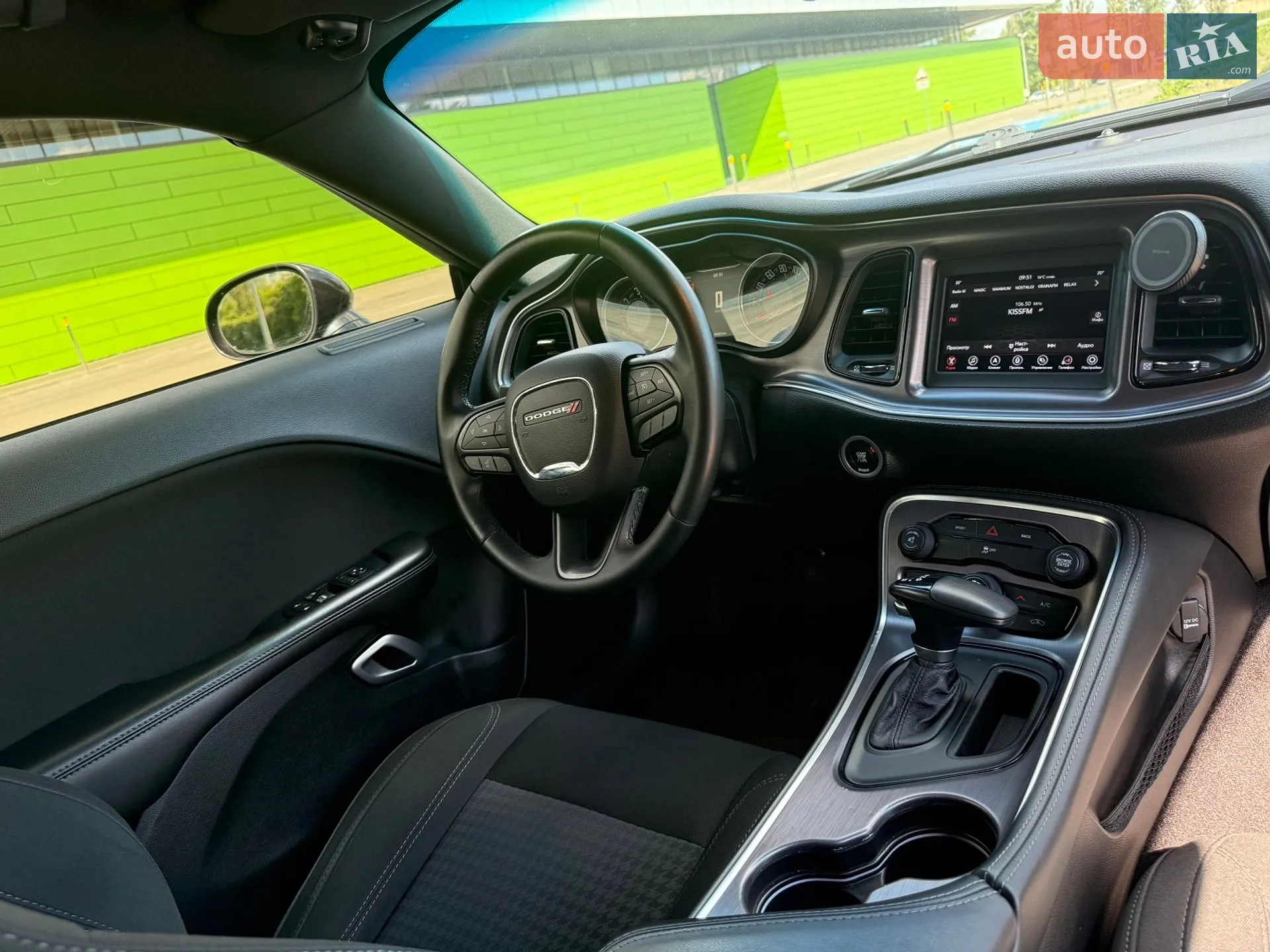 2016 Dodge Challenger - мініатюра 31