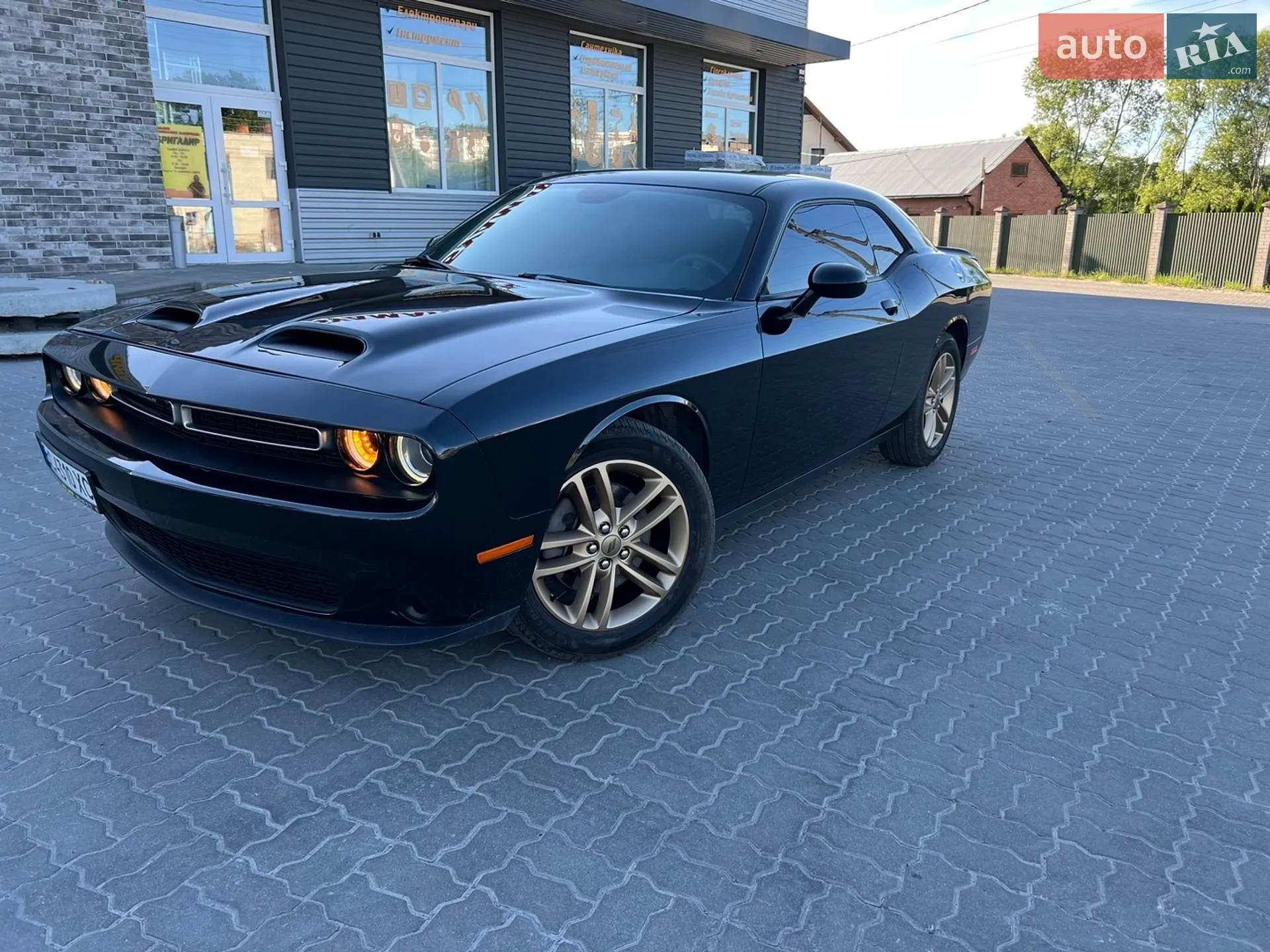 2018 Dodge Challenger - мініатюра 2