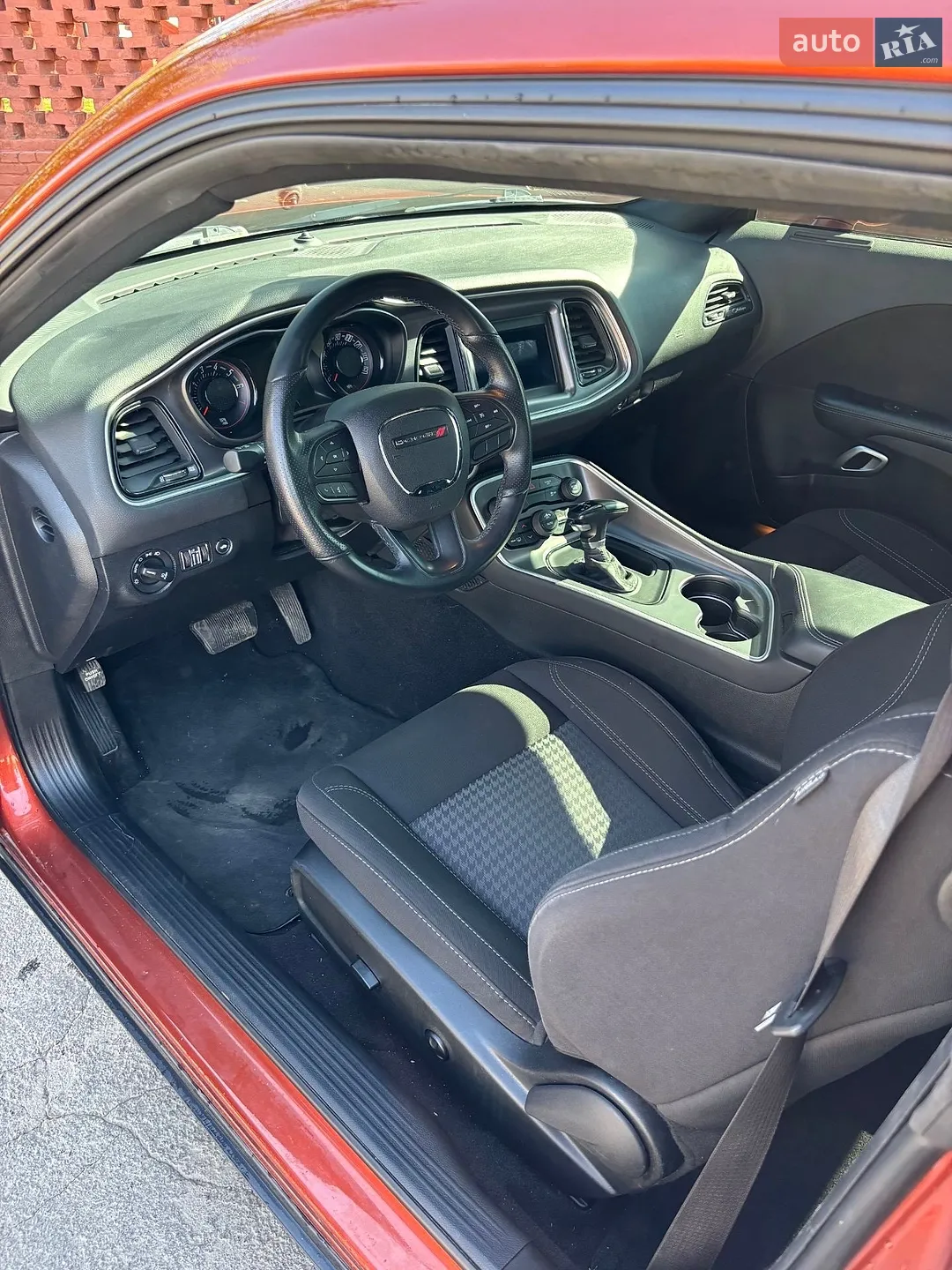 2020 Dodge Challenger - мініатюра 14