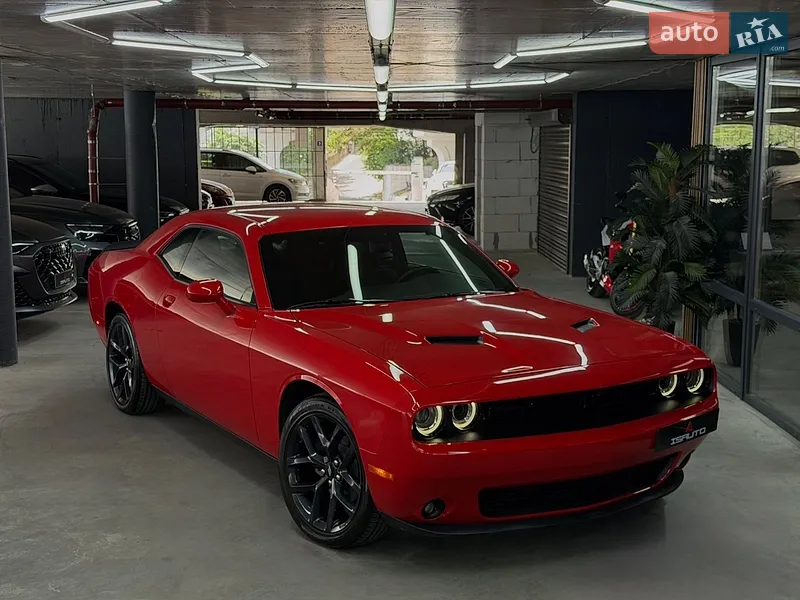 Dodge Challenger