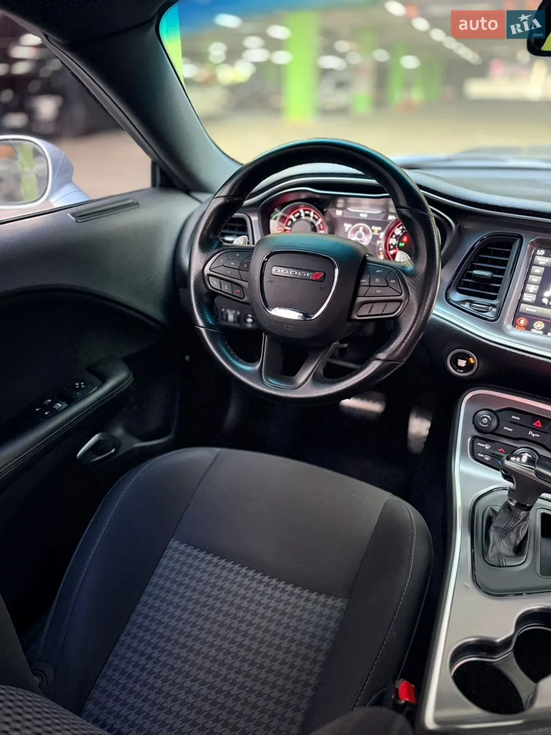 2020 Dodge Challenger - мініатюра 13