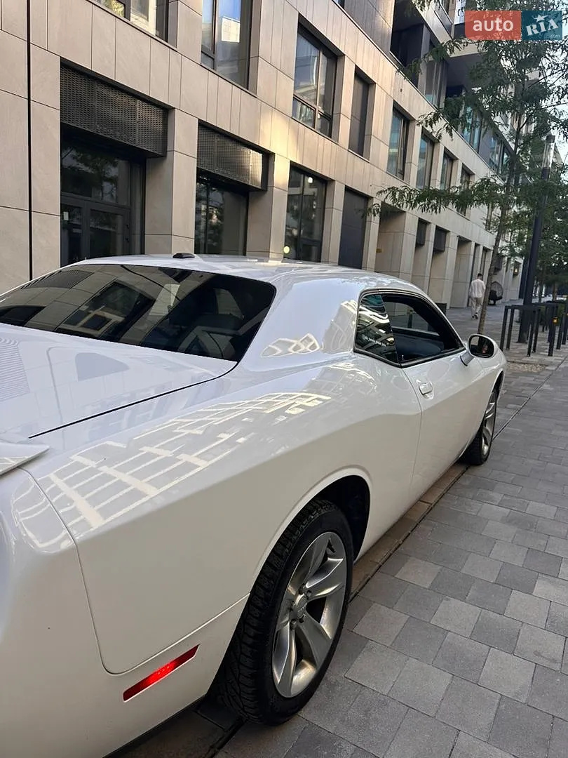 2018 Dodge Challenger - мініатюра 5