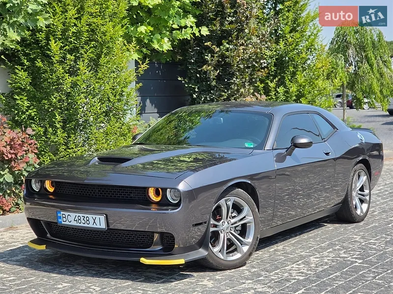 Dodge Challenger