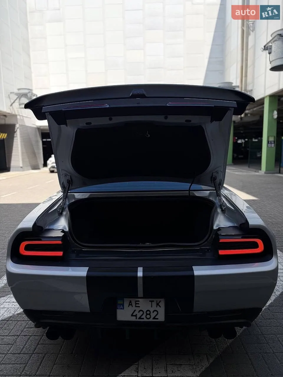 2020 Dodge Challenger - мініатюра 27