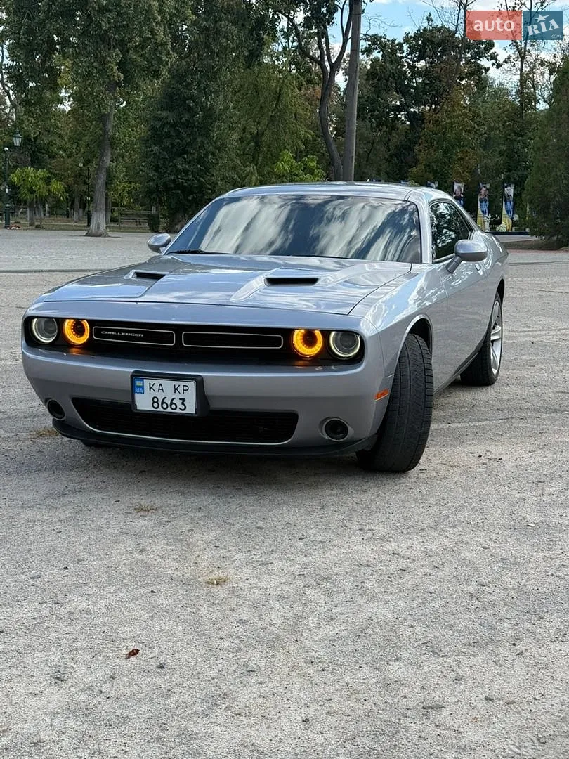 2015 Dodge Challenger - мініатюра 4