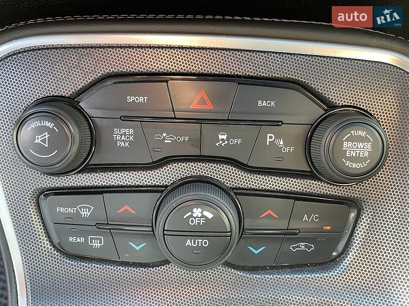 Купе Dodge Challenger 2016 в Києві фото 25 Купе Dodge Challenger 2016 в Києві