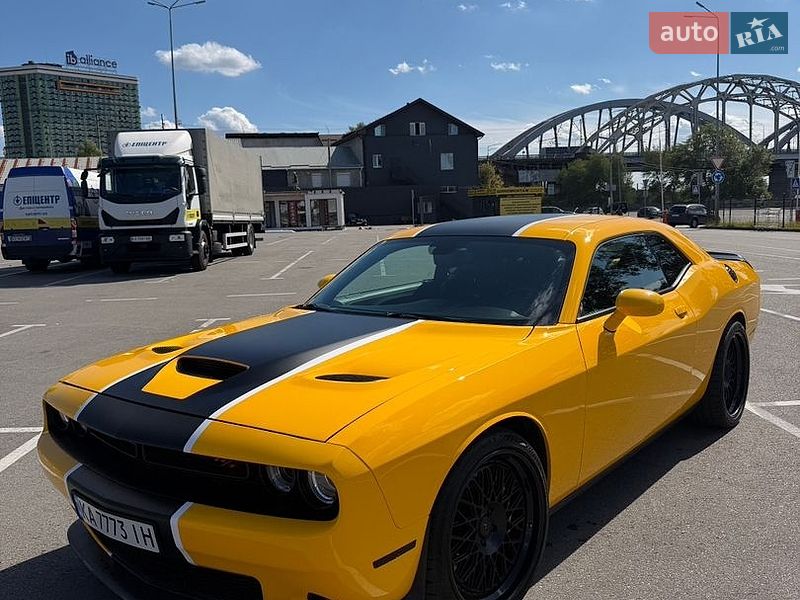 Dodge Challenger 2020