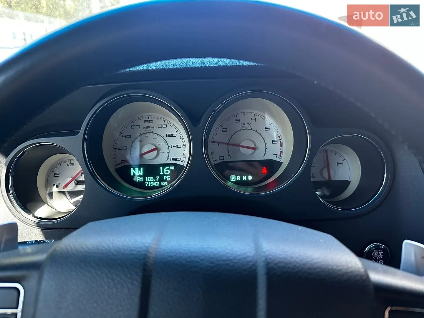 2014 Dodge Challenger - мініатюра 17