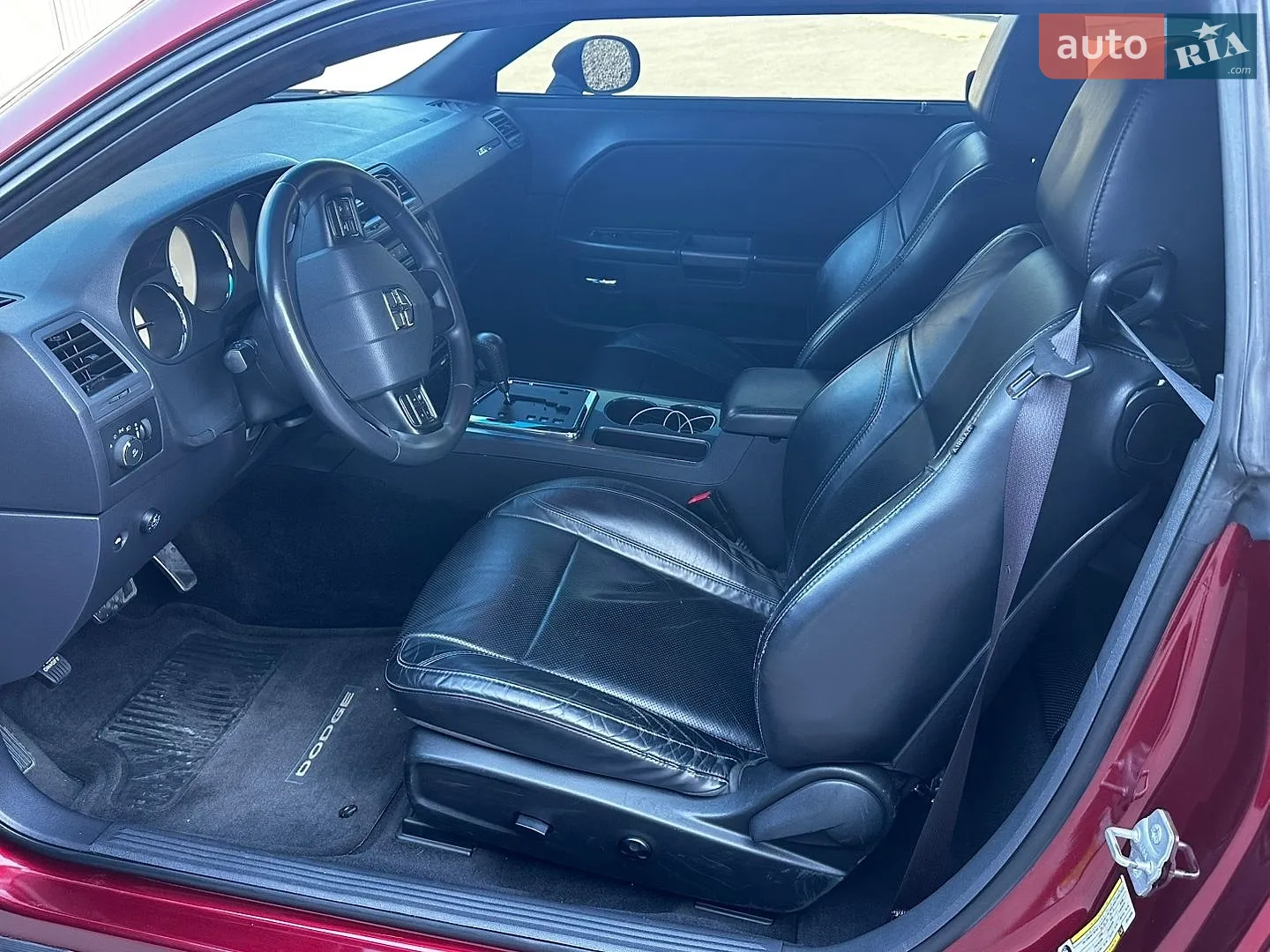 2014 Dodge Challenger - мініатюра 19