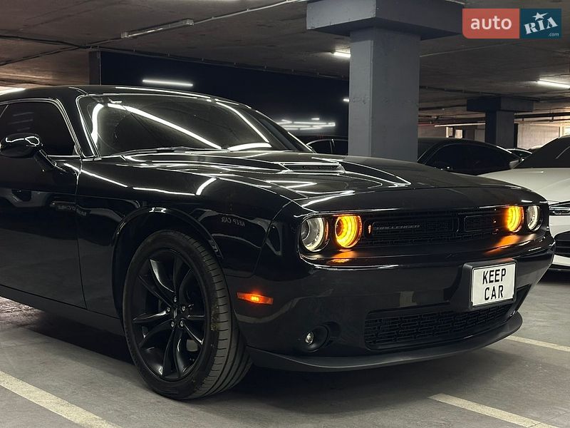 Купе Dodge Challenger 2017 в Одесі