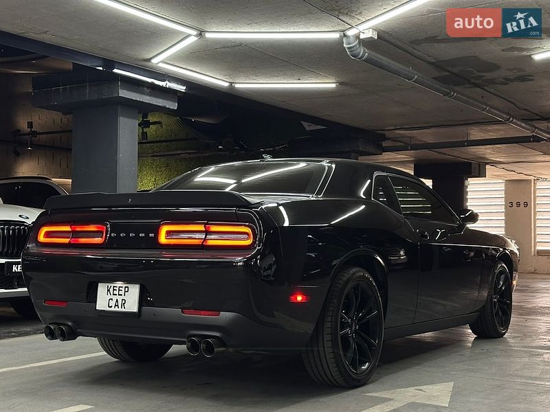 Купе Dodge Challenger 2017 в Одесі