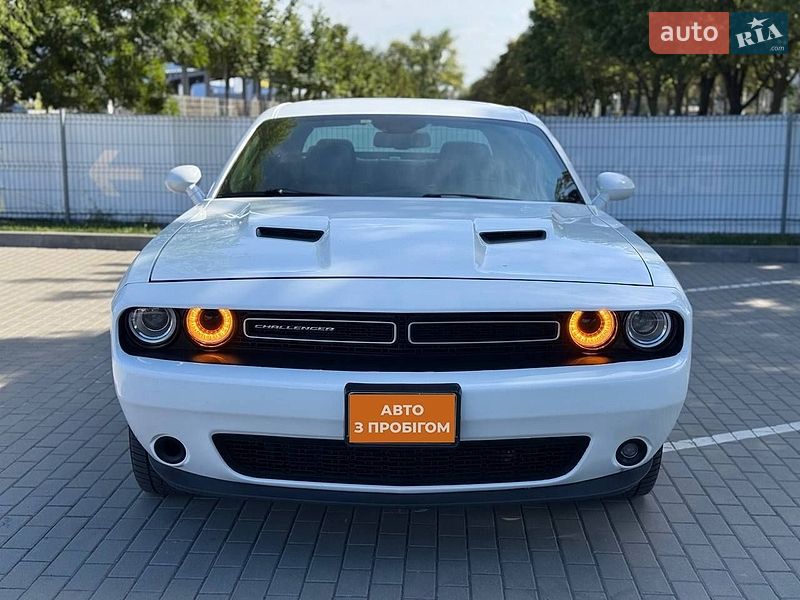 Купе Dodge Challenger 2019 в Дніпрі