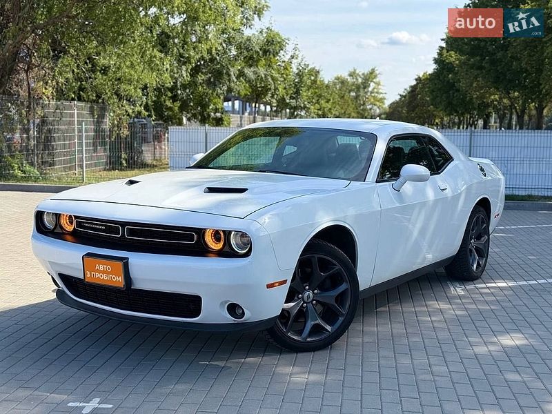 Купе Dodge Challenger 2019 в Дніпрі