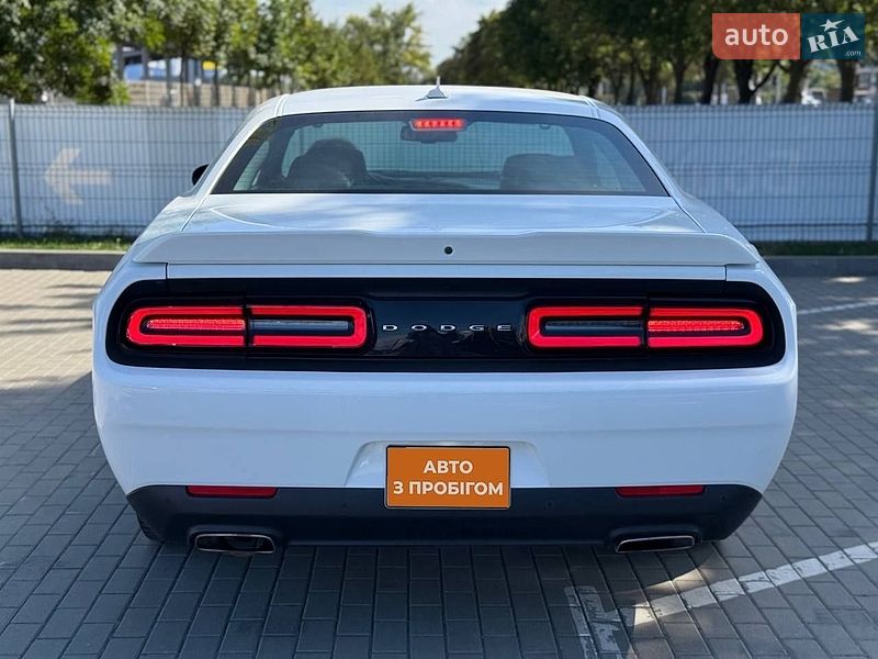 Купе Dodge Challenger 2019 в Дніпрі