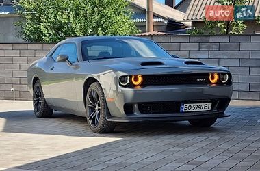 dodge challenger 2018 в Дубно от профессионального продавца Yurii