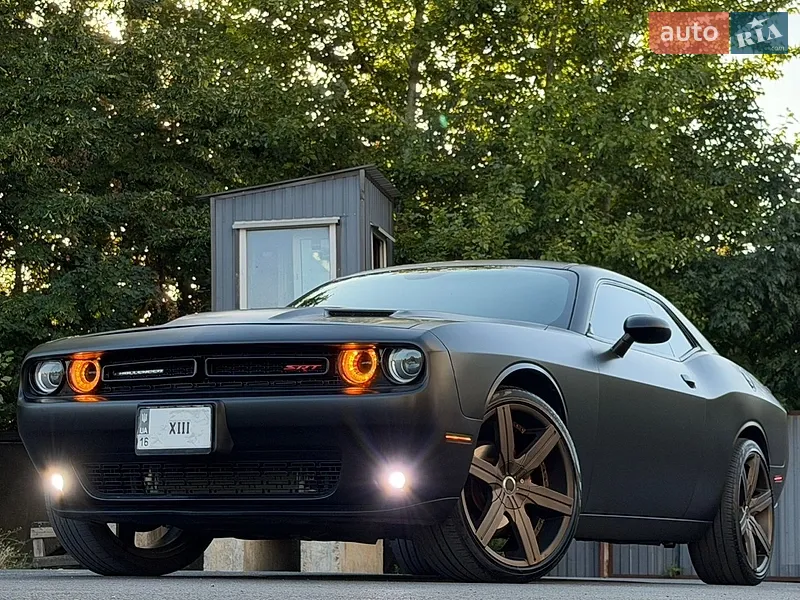 Dodge Challenger
