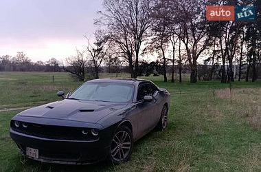 Купе Dodge Challenger 2018 в Полтаве