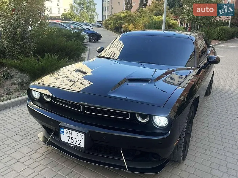 Dodge Challenger