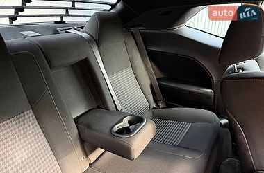 Купе Dodge Challenger 2019 в Києві