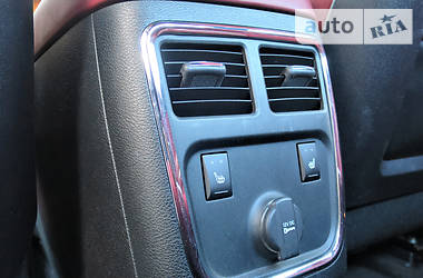 Седан Dodge Charger 2012 в 