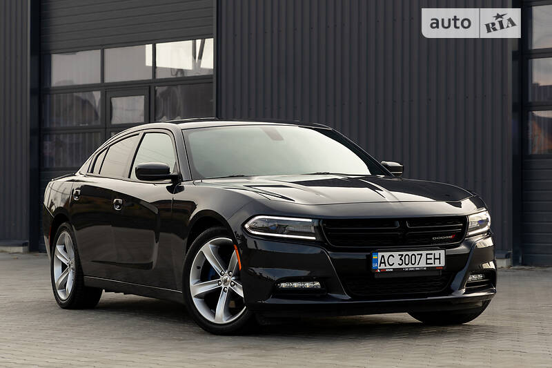 Седан Dodge Charger 2017 в Луцке