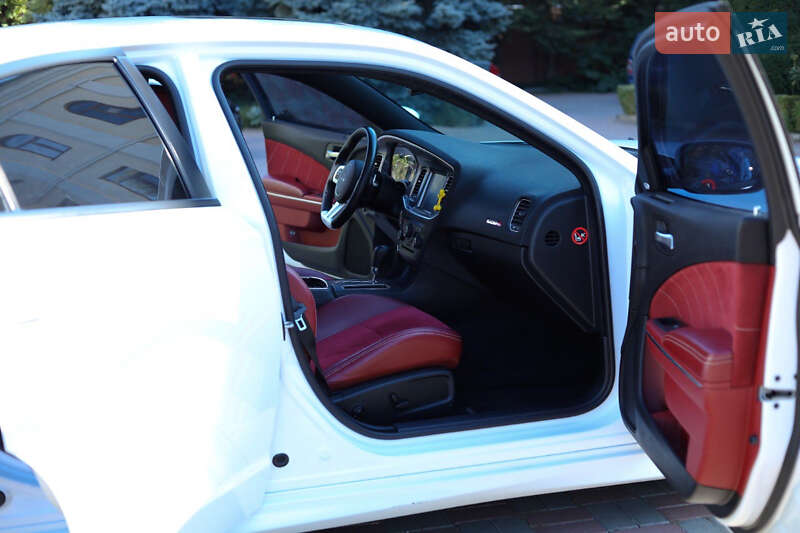 Седан Dodge Charger 2013 в Одесі
