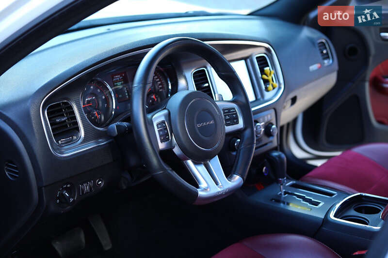Седан Dodge Charger 2013 в Одесі
