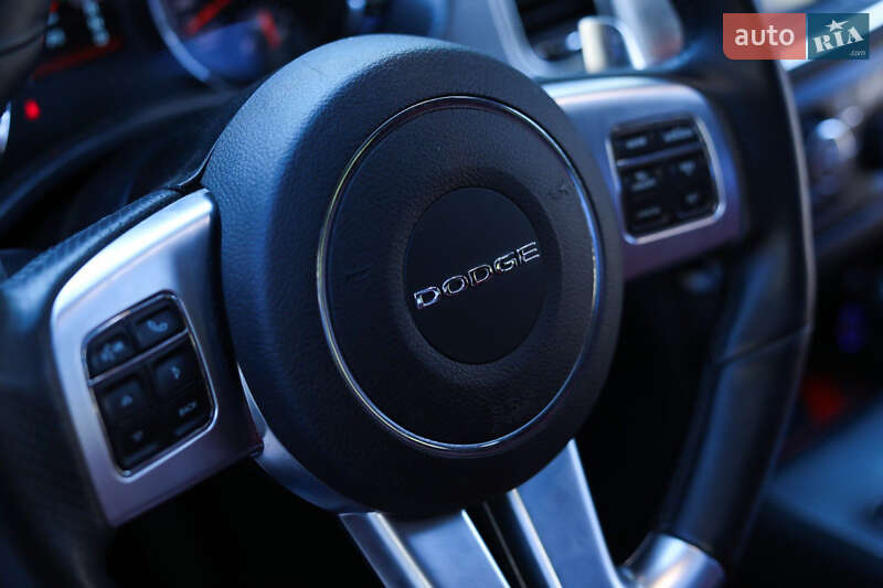 Седан Dodge Charger 2013 в Одесі