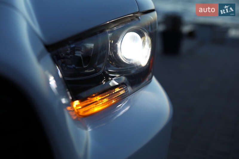 Седан Dodge Charger 2013 в Одесі