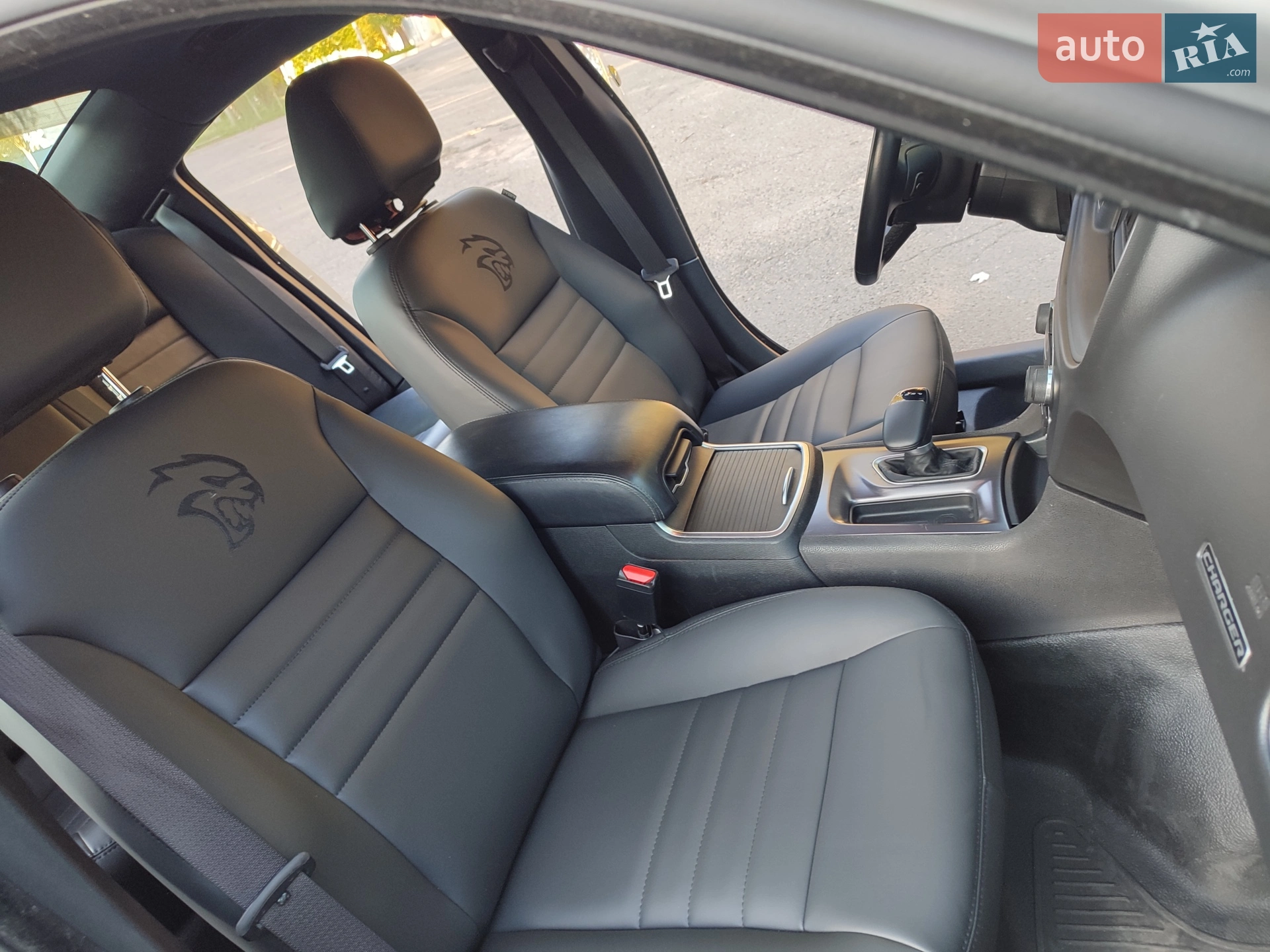 2019 Dodge Charger - мініатюра 18