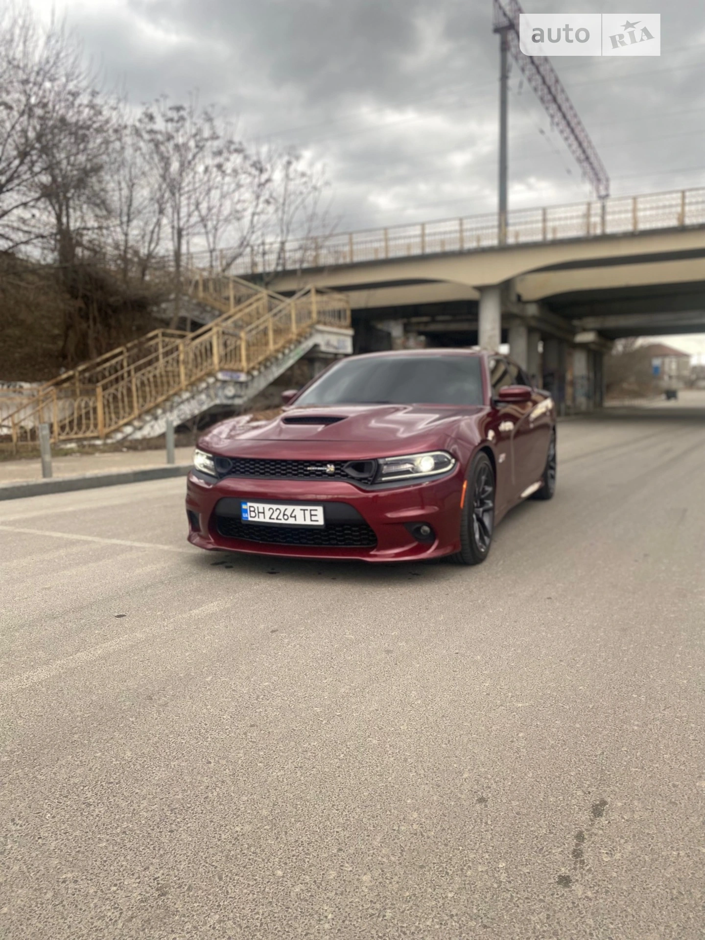 2020 Dodge Charger - фото 1