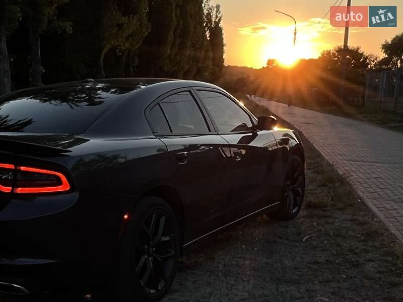 Dodge Charger 2019