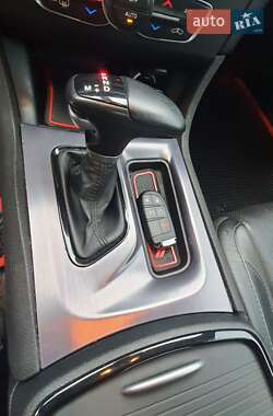 Седан Dodge Charger 2017 в 