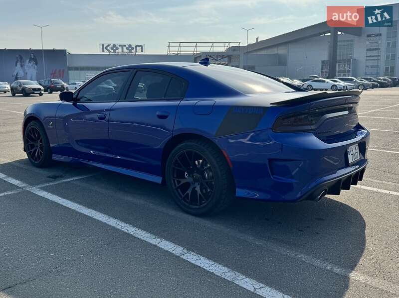 Седан Dodge Charger 2019 в Киеве