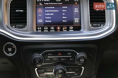 Седан Dodge Charger 2020 в 