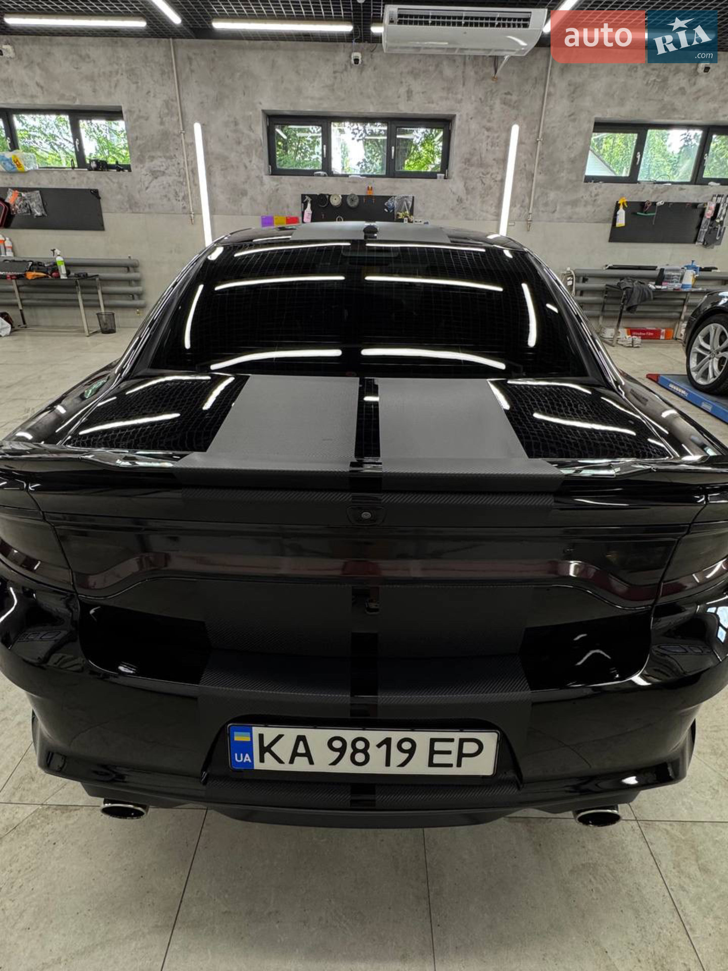2017 Dodge Charger - мініатюра 17