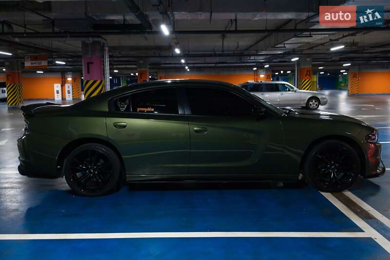 Седан Dodge Charger 2018 в Луцьку