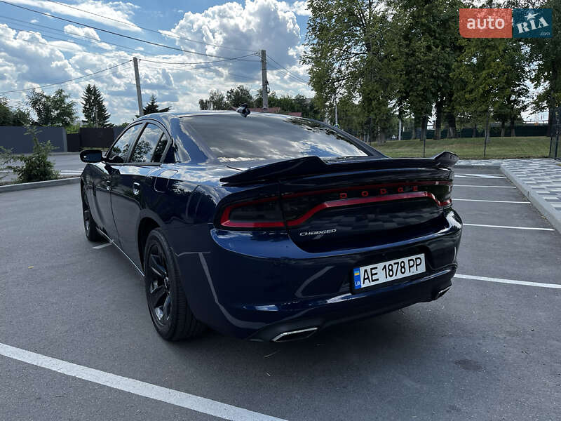 Седан Dodge Charger 2015 в Бородянке