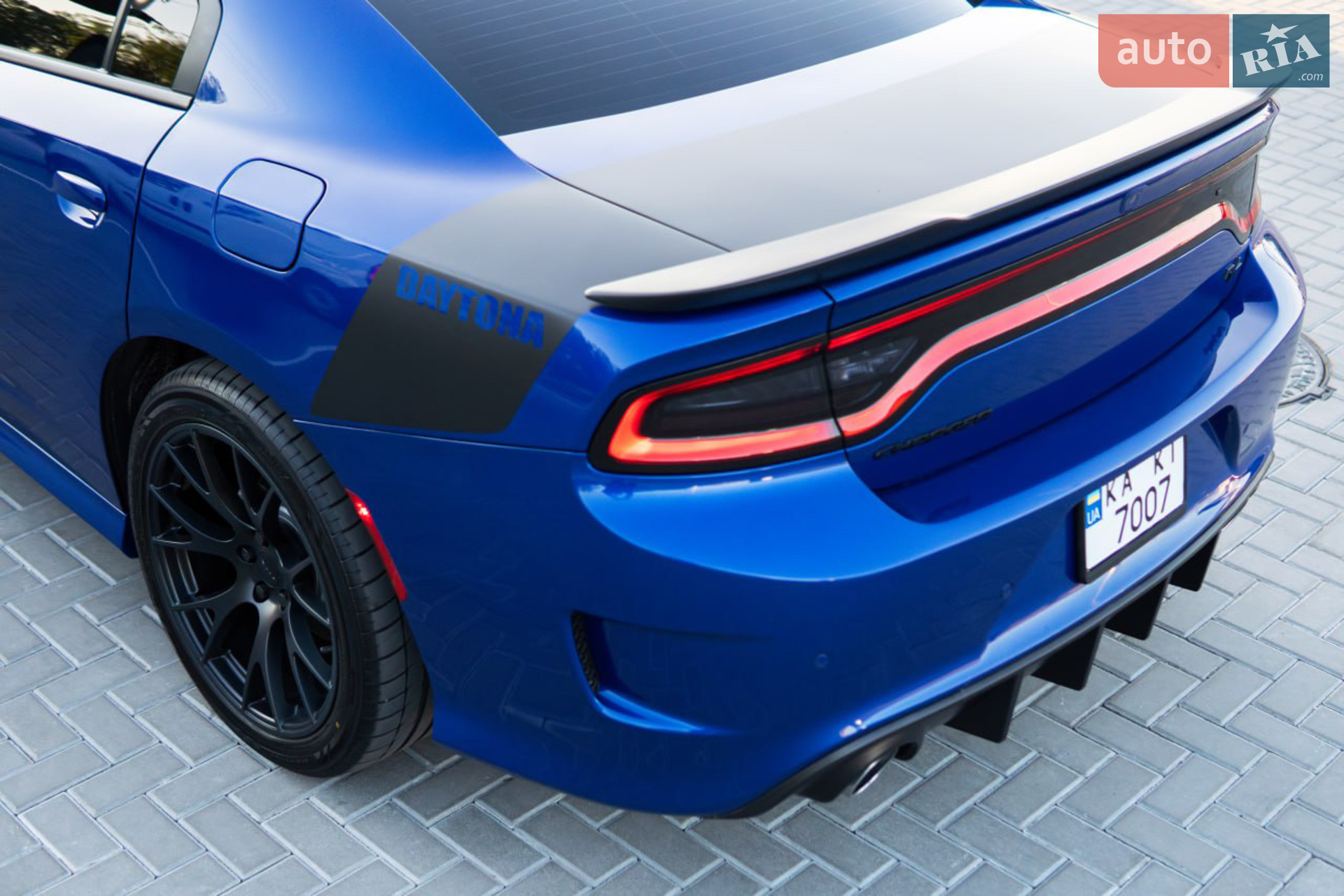 2019 Dodge Charger - мініатюра 12