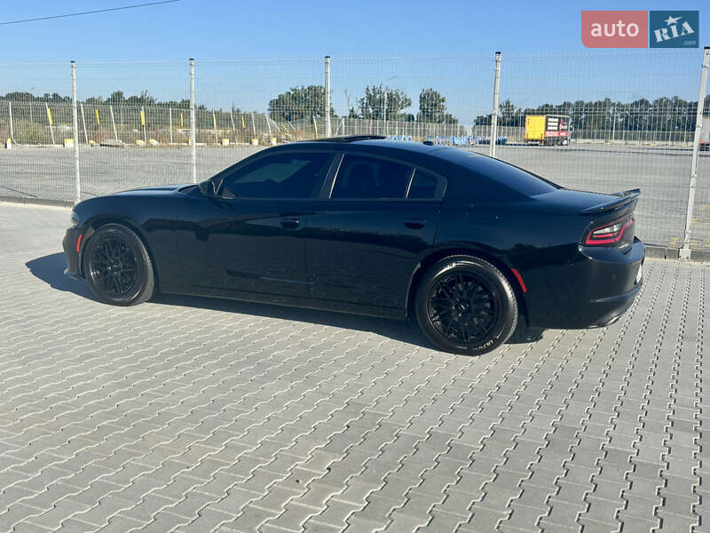 Седан Dodge Charger 2020 в Львове