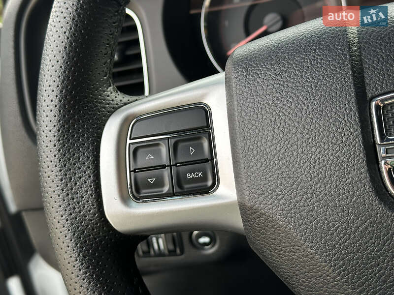 Седан Dodge Charger 2013 в Одесі