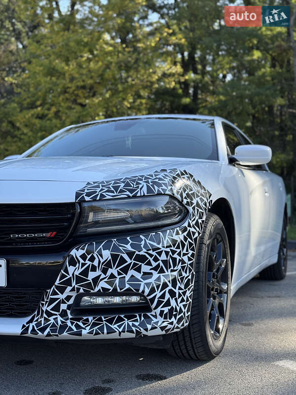 Седан Dodge Charger 2016 в Киеве фото 11 Седан Dodge Charger 2016 в Киеве