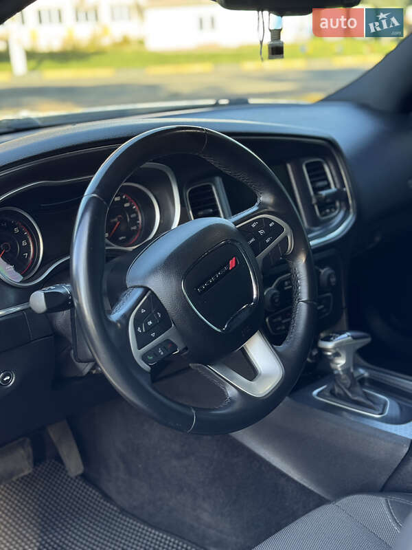 Седан Dodge Charger 2016 в Киеве фото 38 Седан Dodge Charger 2016 в Киеве
