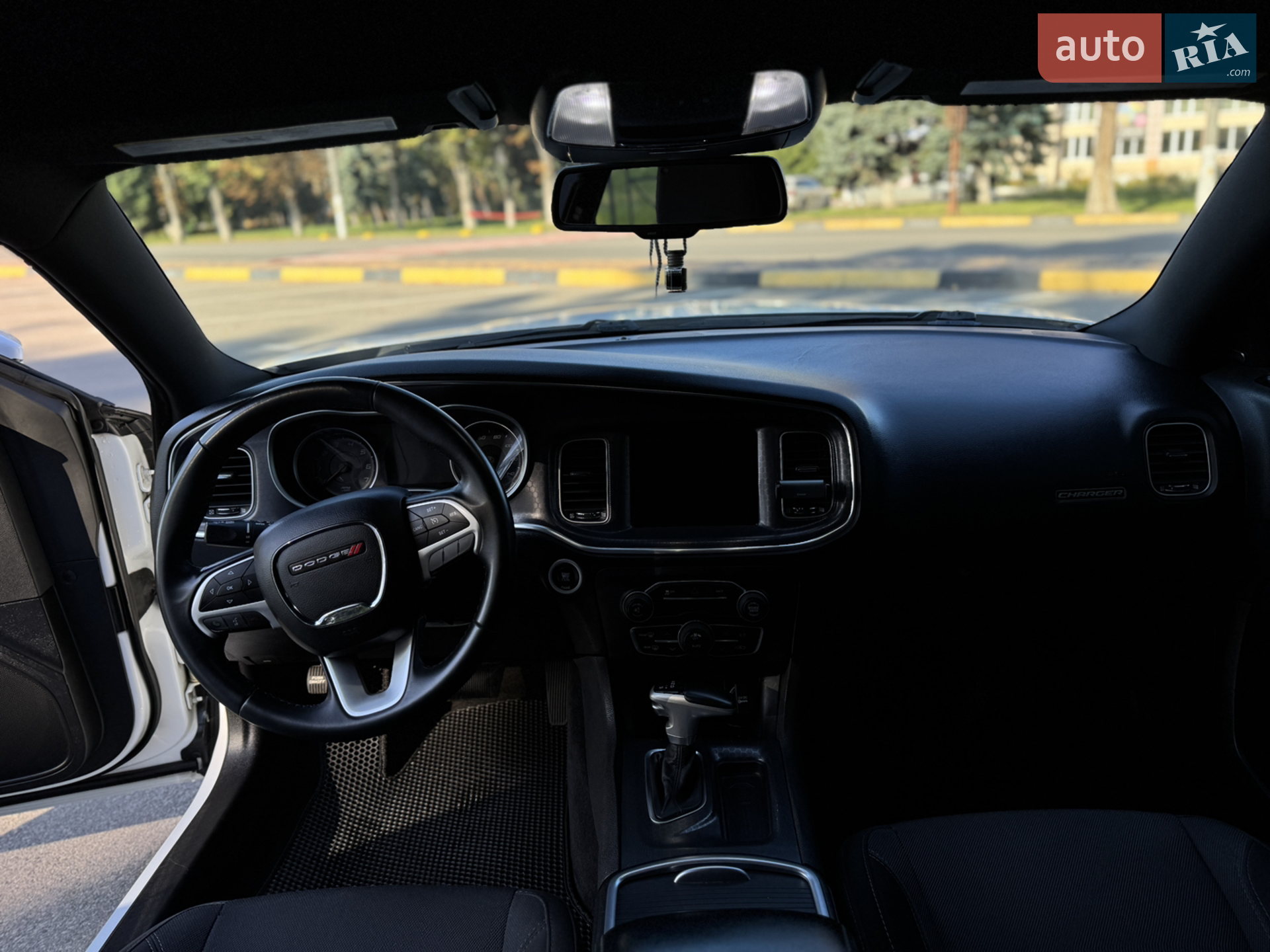 2016 Dodge Charger - мініатюра 45