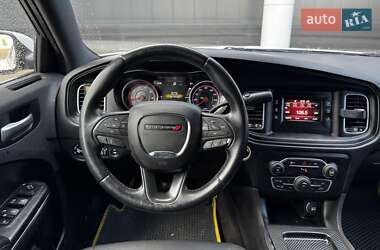 Седан Dodge Charger 2016 в 